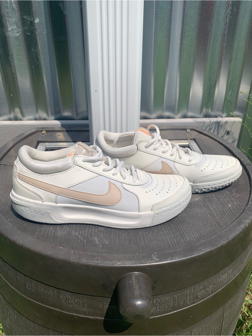 Nike Women’s Court Zoom Lite 3 ‘Sail Sanddrift’ Nike DH1042-104